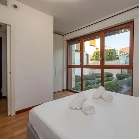 Luxury - Muratori 9 * Milan
