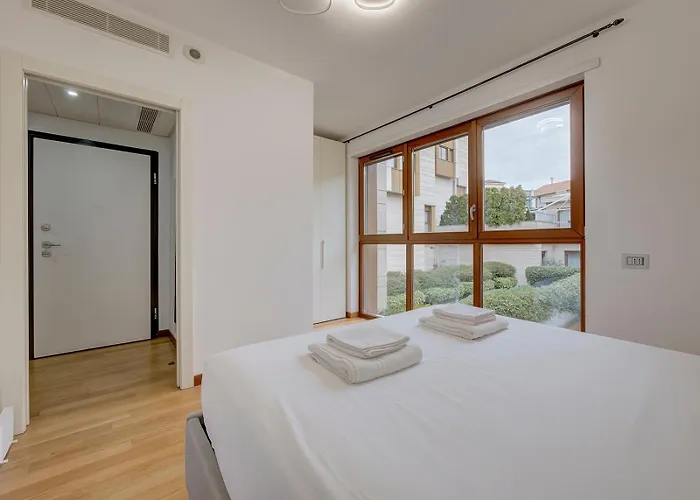 Luxury - Muratori 9 Mailand