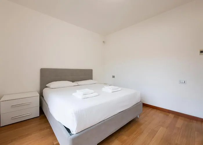 Luxury - Muratori 9 * Mailand
